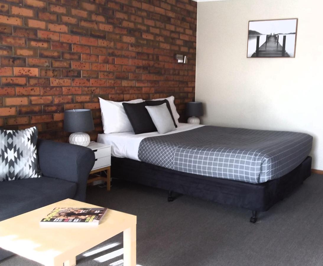 Golden Palms Motel Geelong Bagian luar foto