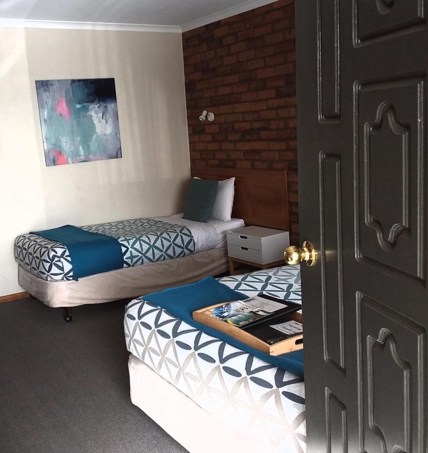 Golden Palms Motel Geelong Bagian luar foto